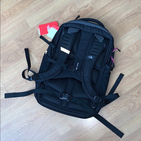 NWT The North Face Recon Backpack - Grey/Purple - Picture 4 of 16